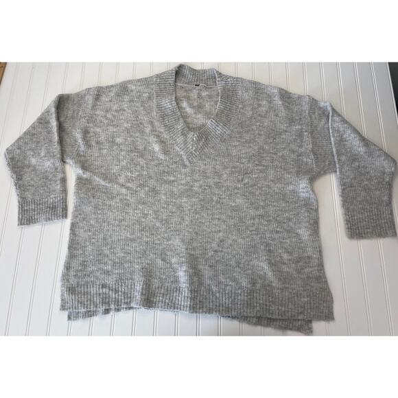 H&M Ribbed V Neck Oversized Sweater Lightweight Wool Alpaca Blend - Size Large - Picture 1 of 7